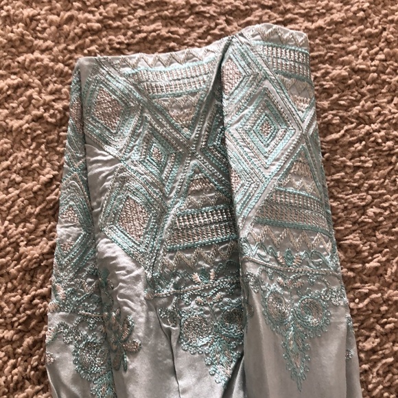 SAPPHIRE 3 Piece Pakistani Luxury Suit - Picture 10 of 13